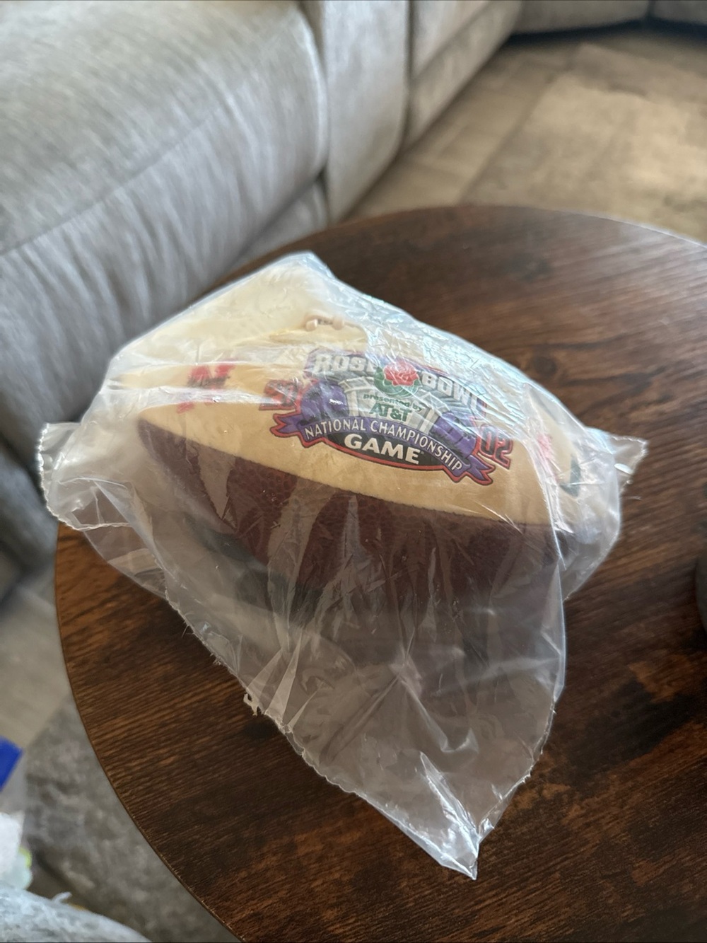 Commemorative White Rose Bowl 2002 Football - AT&T - Picture 7 of 8